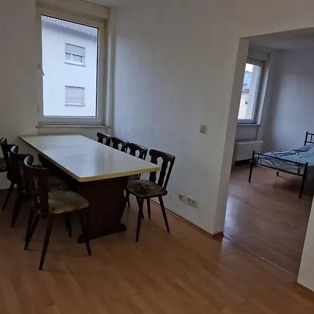 דירה Monteurzimmer Fitter Bruchsal Heilbronn Bretten אוברדרדינגן